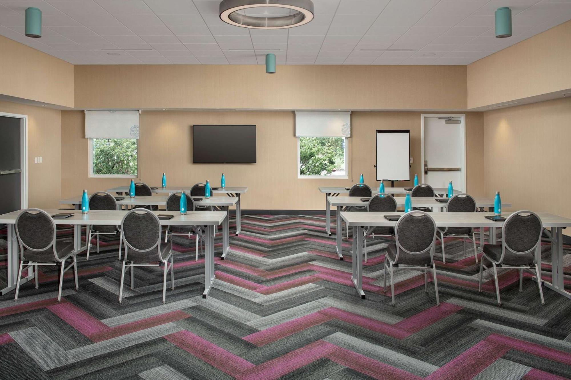Tru By Hilton Orlando Convention Center Hotel Williamsburg ภายนอก รูปภาพ